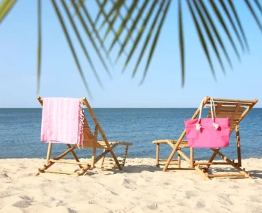 wooden-sunbeds-in-ammoudara-Beach-Heraklion-CRETE-600x388-1